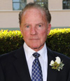 Book Frank Gifford for your next event.