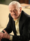 Book John Mahoney for your next event.