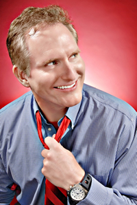 Book Greg Hahn for your next corporate event, function, or private party.