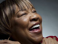 Book Mavis Staples for your next corporate event, function, or private party.