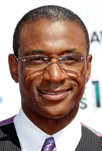 Book Tommy Davidson for your next corporate event, function, or private party.