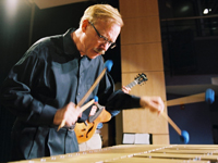 Book Gary Burton for your next corporate event, function, or private party.