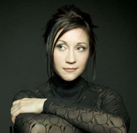 Book Holly Cole for your next corporate event, function, or private party.