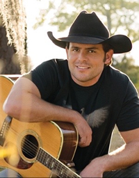 Book Rhett Akins for your next corporate event, function, or private party.