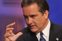 Book Steve Mariucci for your next corporate event, function, or private party.