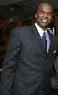 Book Robert Parish for your next corporate event, function, or private party.