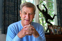 Book Bobby Orr for your next corporate event, function, or private party.