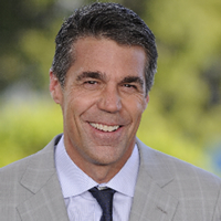 Book Chris Fowler for your next corporate event, function, or private party.