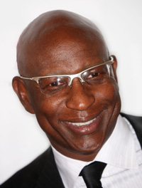 Book Eric Dickerson for your next corporate event, function, or private party.