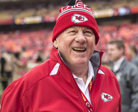 Book Len Dawson for your next corporate event, function, or private party.