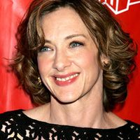 Book Joan Cusack for your next corporate event, function, or private party.