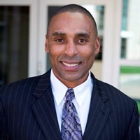 Book Roger Craig for your next corporate event, function, or private party.