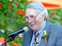 Book Brooks Robinson for your next corporate event, function, or private party.