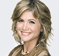 Book Tracey Gold for your next corporate event, function, or private party.