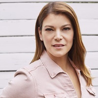 Book Gail Simmons for your next corporate event, function, or private party.