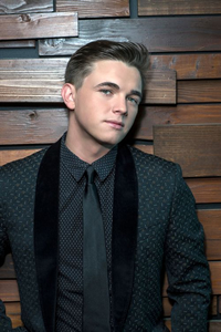 Book Jesse McCartney for your next corporate event, function, or private party.