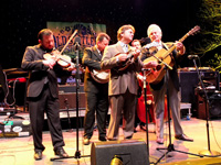 Book Del McCoury Band for your next corporate event, function, or private party.