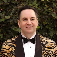 Book Richard Cheese & Lounge Against The Machine for your next corporate event, function, or private party.