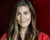 Book Laura Dreyfuss for your next corporate event, function, or private party.