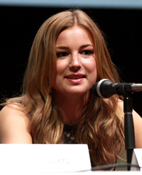 Book Emily VanCamp for your next corporate event, function, or private party.