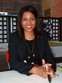 Book Ilyasah Shabazz for your next corporate event, function, or private party.