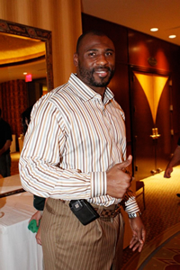 Book Brandon Jacobs for your next corporate event, function, or private party.