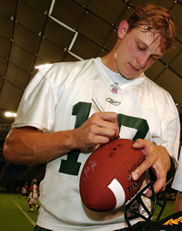 Book Chad Pennington for your next corporate event, function, or private party.