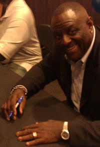 Book Leonard Marshall for your next corporate event, function, or private party.