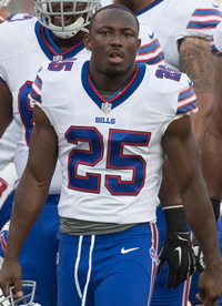 Book LeSean McCoy for your next corporate event, function, or private party.