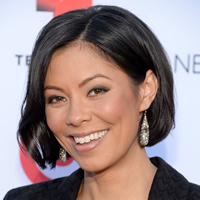 Book Alex Wagner for your next corporate event, function, or private party.