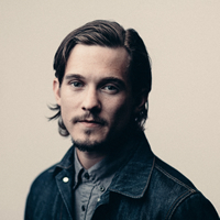 Book Chris Farren for your next corporate event, function, or private party.