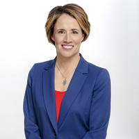 Book Mary Carillo for your next corporate event, function, or private party.