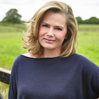 Book Liz Earle for your next corporate event, function, or private party.