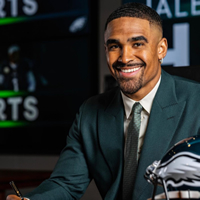 Book Jalen Hurts for your next corporate event, function, or private party.