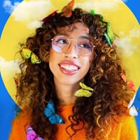 Book Emonee LaRussa for your next corporate event, function, or private party.