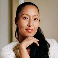 Book Joanne Molinaro for your next corporate event, function, or private party.