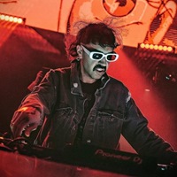 Book Luca Lush for your next corporate event, function, or private party.