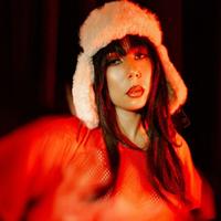 Book Miss Kaninna for your next corporate event, function, or private party.