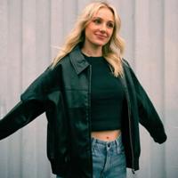 Book JEANIE for your next corporate event, function, or private party.