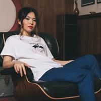 Book Belle Chen for your next corporate event, function, or private party.