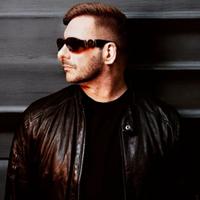 Book Mark Reeve for your next corporate event, function, or private party.