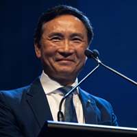 Book Li Cunxin for your next corporate event, function, or private party.