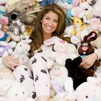 Book Dylan Lauren for your next corporate event, function, or private party.