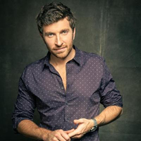 Book Brett Eldredge for your next corporate event, function, or private party.