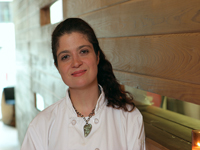 Book Alex Guarnaschelli for your next corporate event, function, or private party.