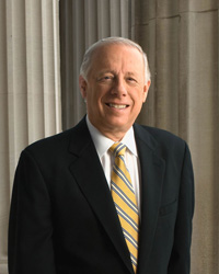 Book Philip Bredesen for your next corporate event, function, or private party.