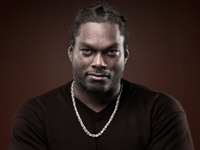 Book LaVar Arrington for your next corporate event, function, or private party.