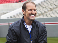 Book Bill Cowher for your next corporate event, function, or private party.