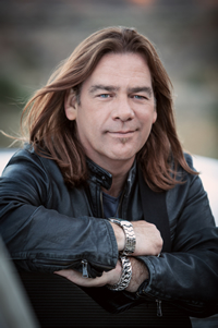 Book Alan Doyle for your next corporate event, function, or private party.