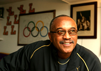 Book Tommie Smith for your next corporate event, function, or private party.